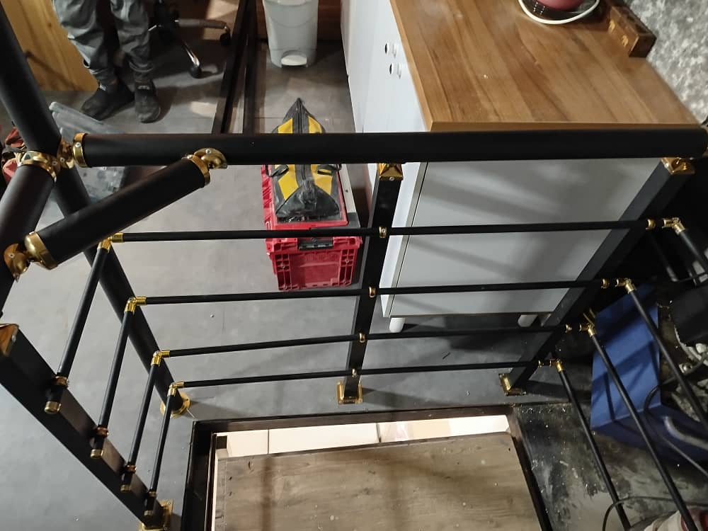 نصب و تولید درب و پنجره upvc و آلومینیوم اسکای در اسلام شهر